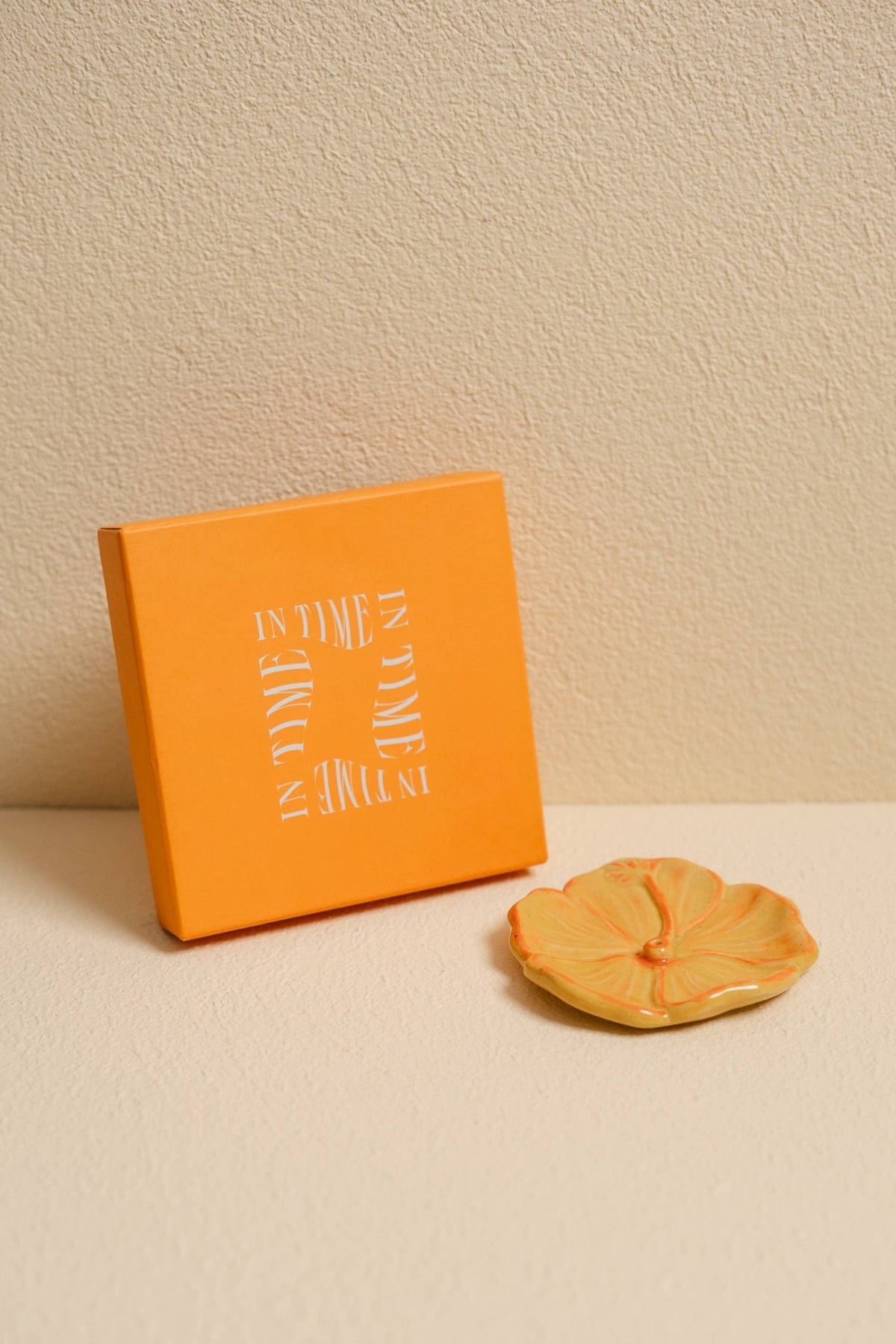 THE HIBISCUS INCENSE HOLDER | GOLDEN YELLOW by In Time Incense