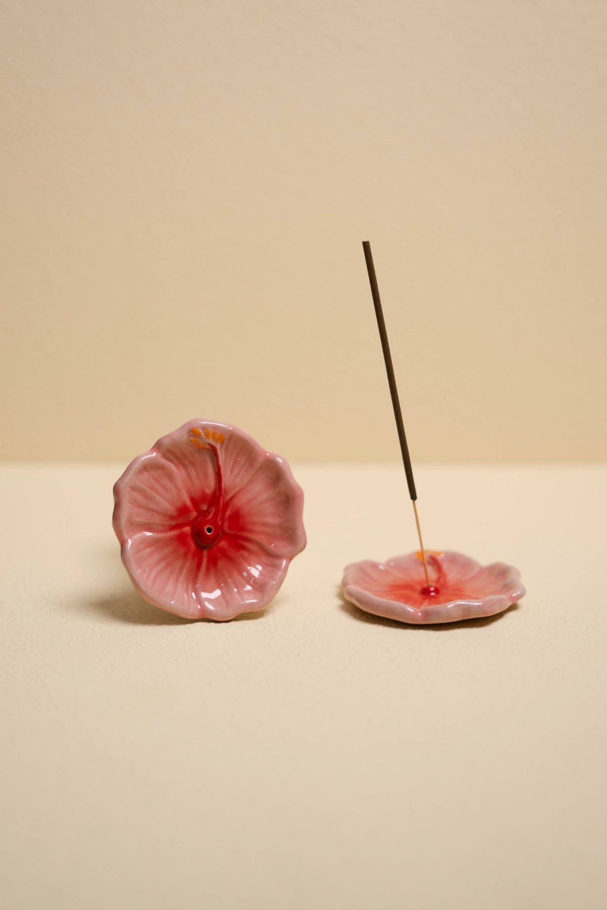 THE HIBISCUS INCENSE HOLDER | SUNSET RED by In Time Incense
